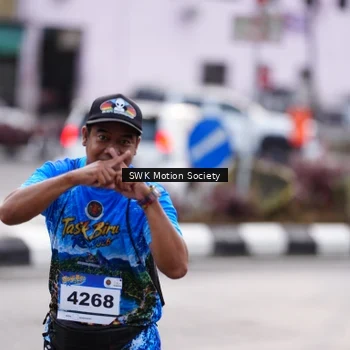 Runner Photo 7606474