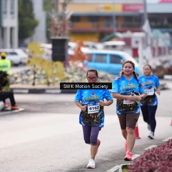 Runner Photo 7606514