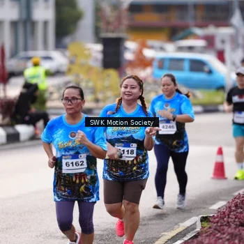 Runner Photo 7606518