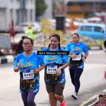 Runner Photo 7606522