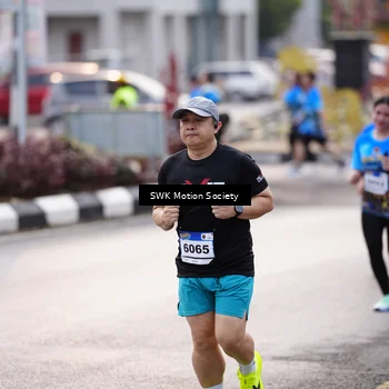Runner Photo 7606543