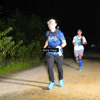 Runner Photo 7606549