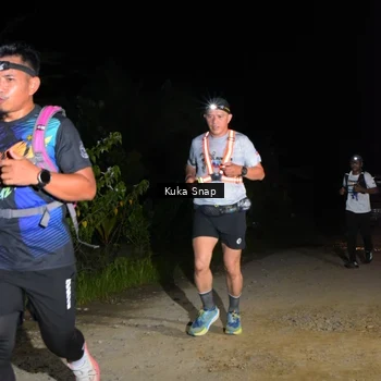 Runner Photo 7606595