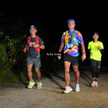 Runner Photo 7606607