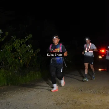 Runner Photo 7606611