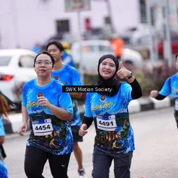 Runner Photo 7606650