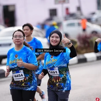 Runner Photo 7606651