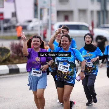 Runner Photo 7606659
