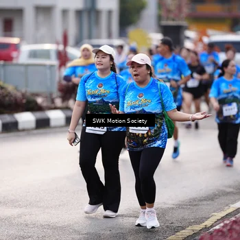 Runner Photo 7606672