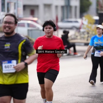 Runner Photo 7606677