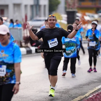 Runner Photo 7606687