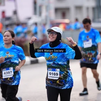 Runner Photo 7606710