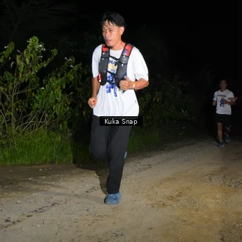 Runner Photo 7606711