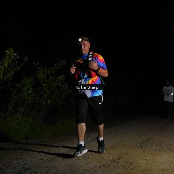 Runner Photo 7606721