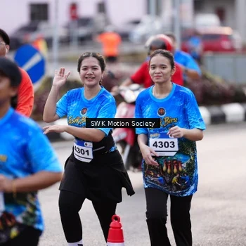 Runner Photo 7606797
