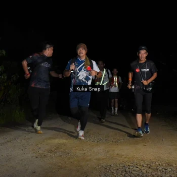 Runner Photo 7606805