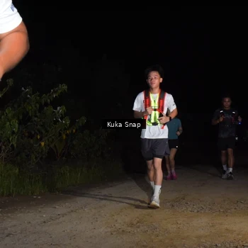 Runner Photo 7606809