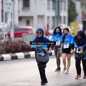 Runner Photo 7606839