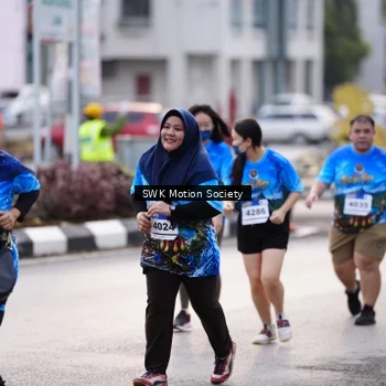 Runner Photo 7606842
