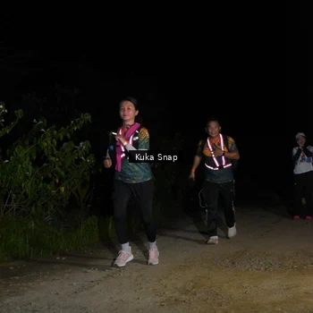 Runner Photo 7606850
