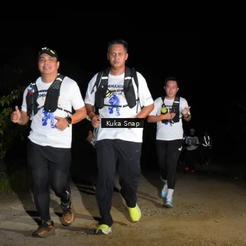 Runner Photo 7606854