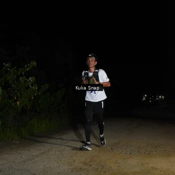 Runner Photo 7606862