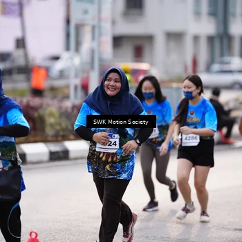 Runner Photo 7606884