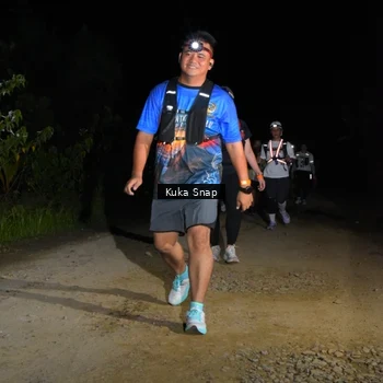 Runner Photo 7606898