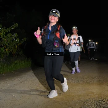 Runner Photo 7606905