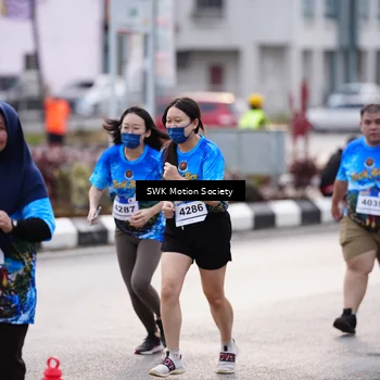Runner Photo 7606909