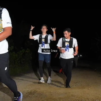 Runner Photo 7606924