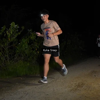 Runner Photo 7606925