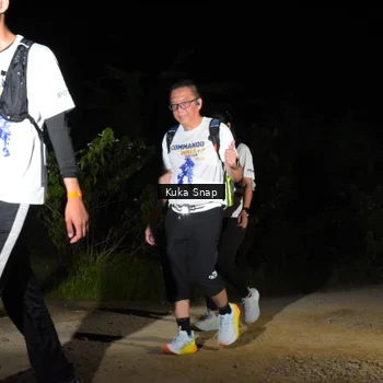 Runner Photo 7606981