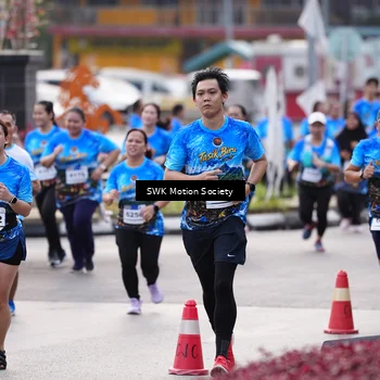 Runner Photo 7607038