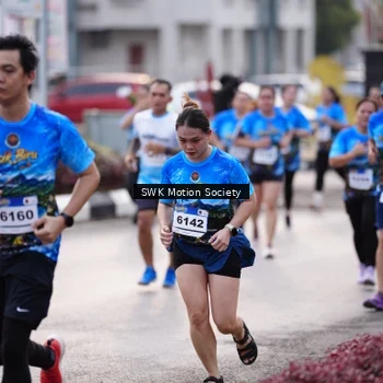 Runner Photo 7607054