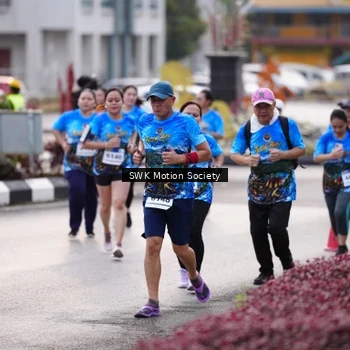 Runner Photo 7607058