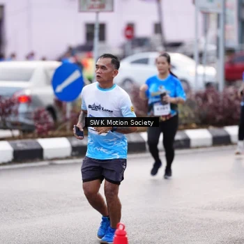Runner Photo 7607066