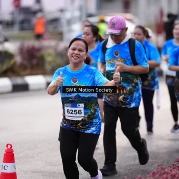 Runner Photo 7607075