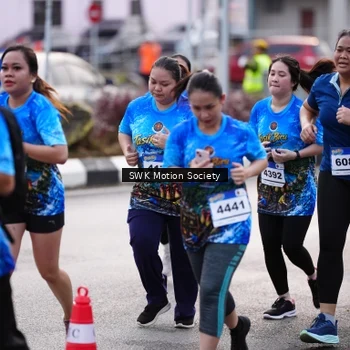 Runner Photo 7607081
