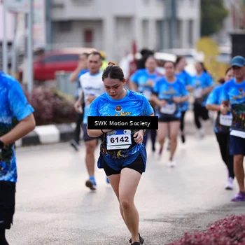 Runner Photo 7607082