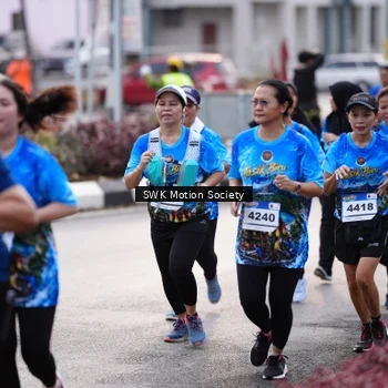 Runner Photo 7607093