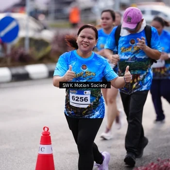 Runner Photo 7607111