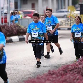 Runner Photo 7607158