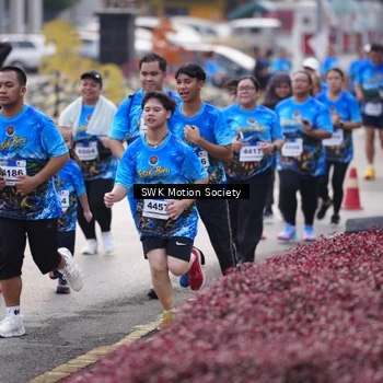Runner Photo 7607272