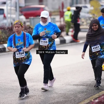 Runner Photo 7607316
