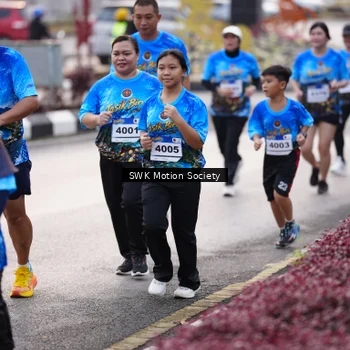 Runner Photo 7607335