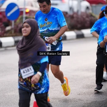 Runner Photo 7607346
