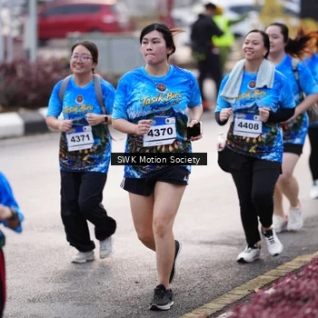 Runner Photo 7607362