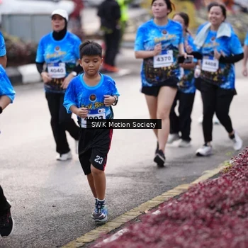 Runner Photo 7607366