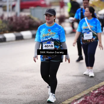 Runner Photo 7607381